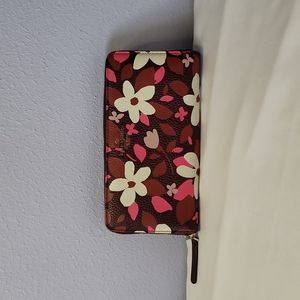 Kate Spade continental wallet